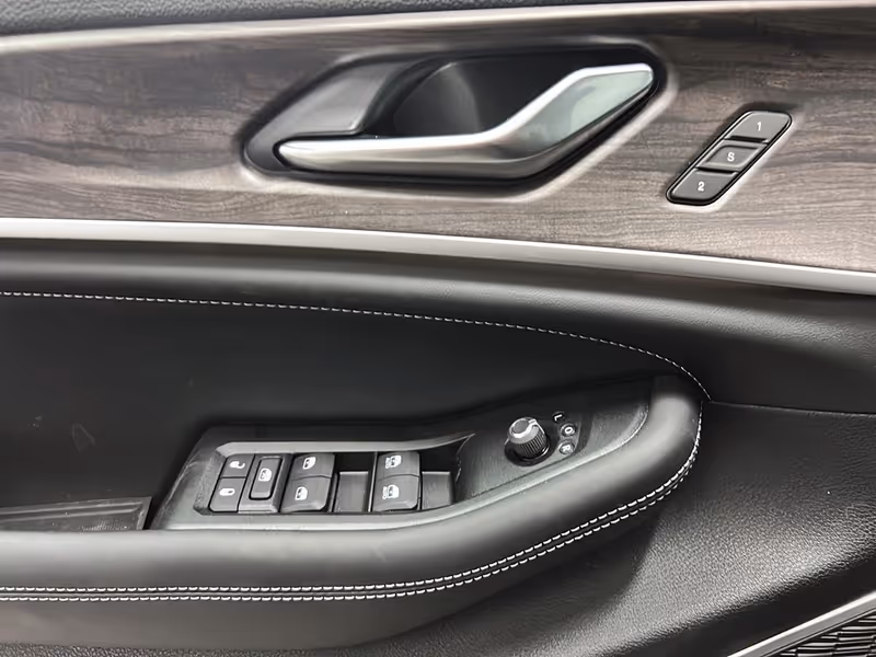 2026 Jeep Grand Cherokee L Limited Reserve