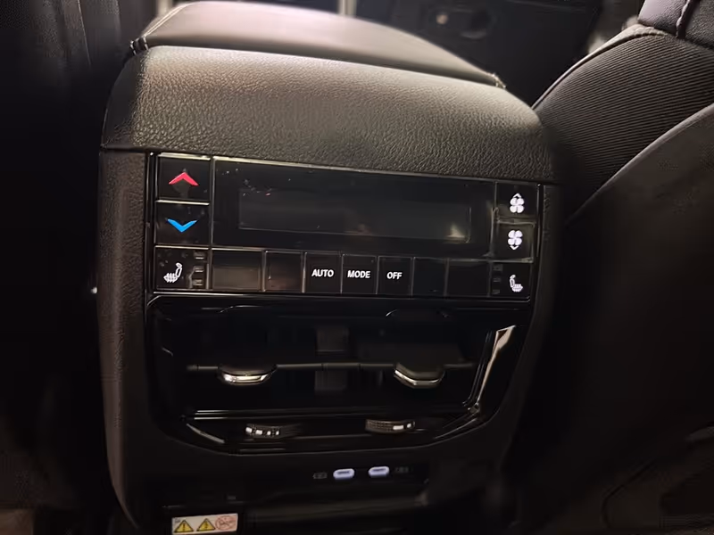 2026 Jeep Grand Cherokee L Limited Reserve