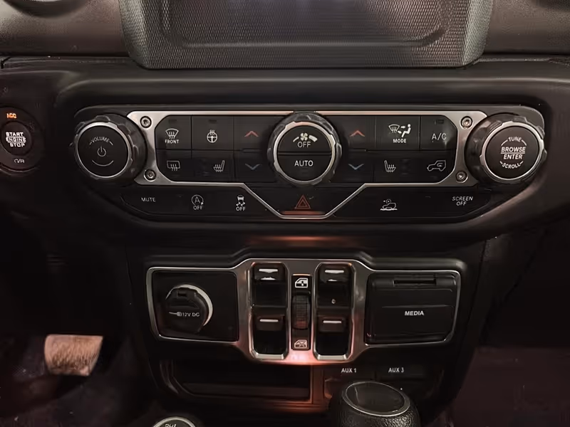 2022 Jeep Wrangler Unlimited Willys