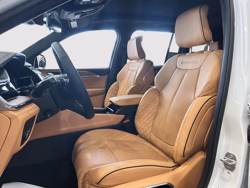 2026 Jeep Grand Cherokee Summit