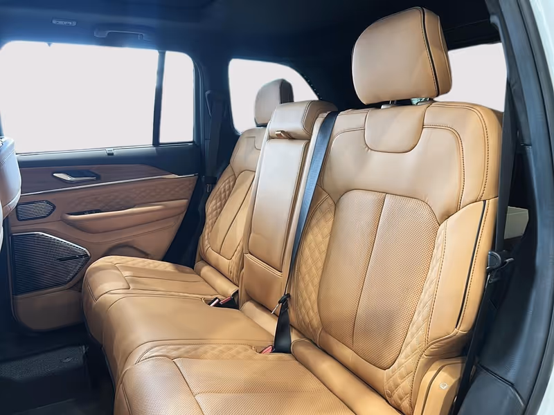 2026 Jeep Grand Cherokee Summit