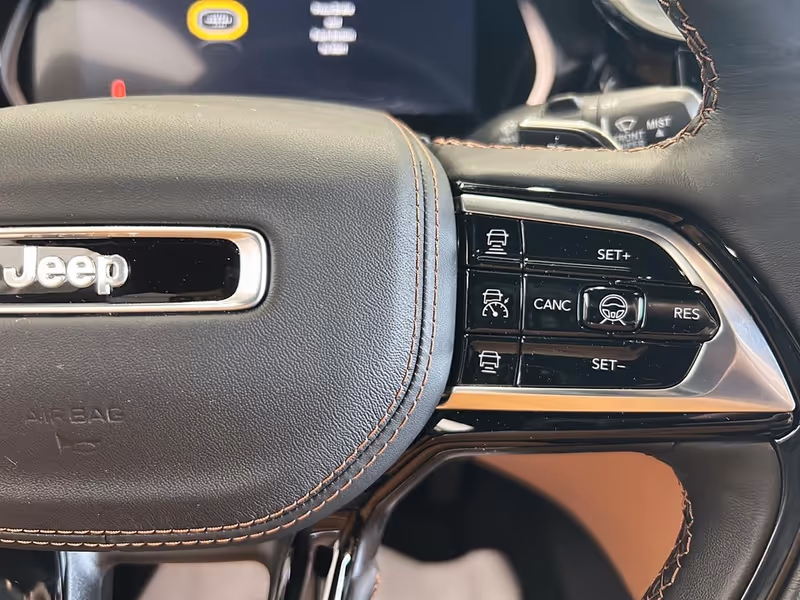 2026 Jeep Grand Cherokee Summit