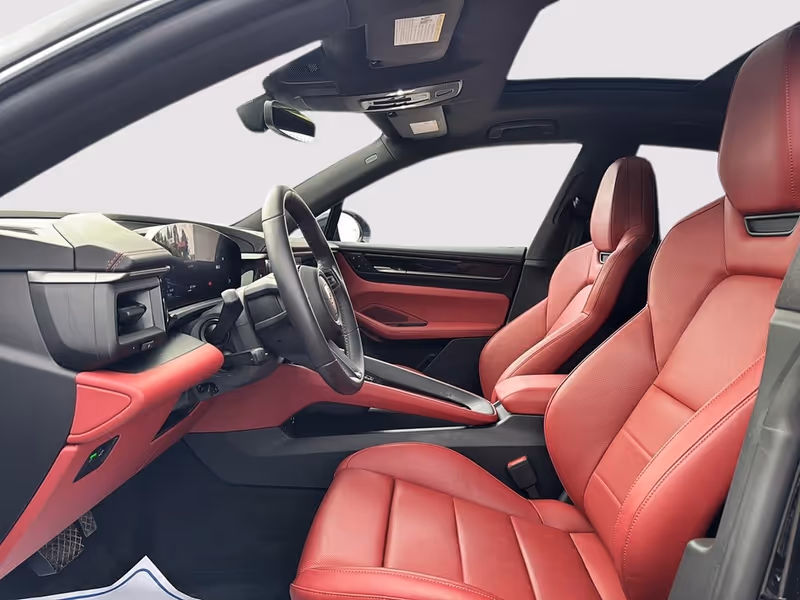 2025 Porsche Macan Electric 4