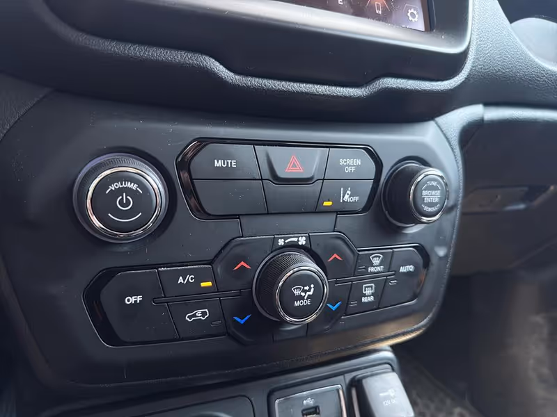 2022 Jeep Renegade Trailhawk
