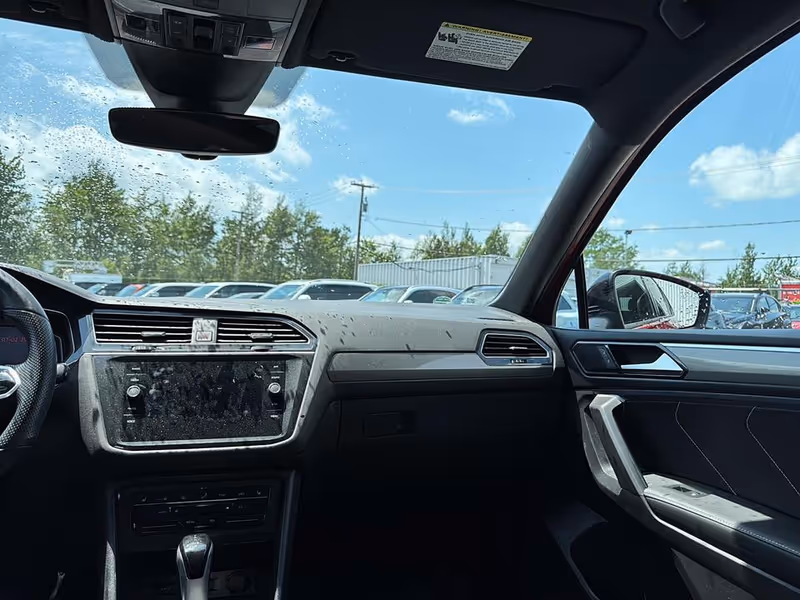 2024 Volkswagen Tiguan Comfortline R-Line Black Edition