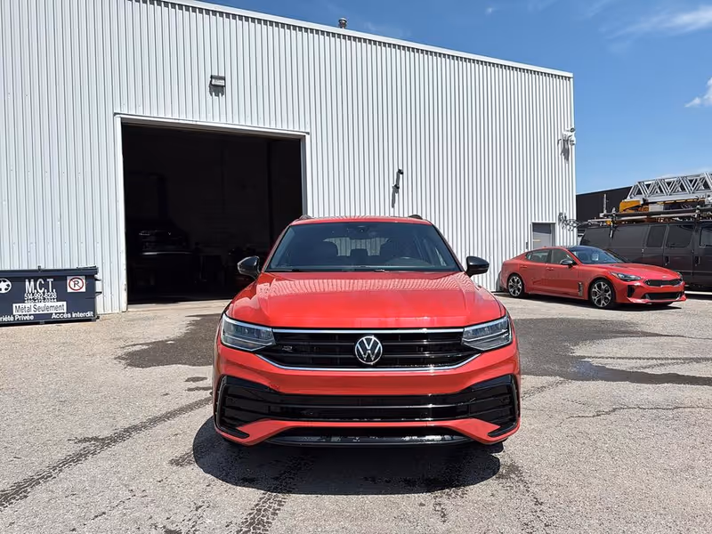 2024 Volkswagen Tiguan Comfortline R-Line Black Edition