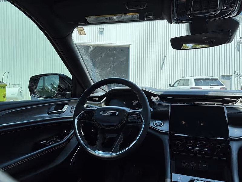 2023 Jeep Grand Cherokee Overland