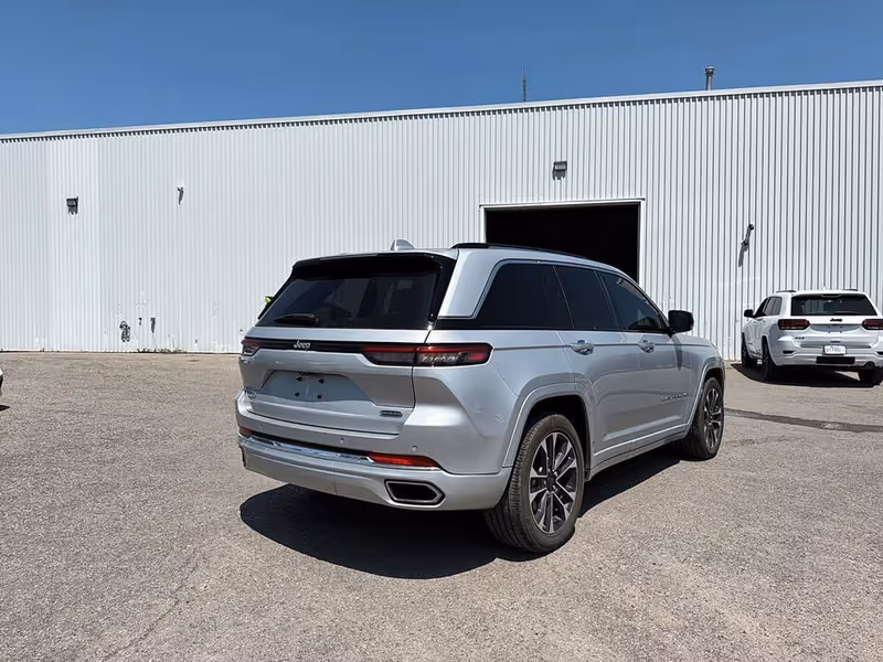 2023 Jeep Grand Cherokee Overland