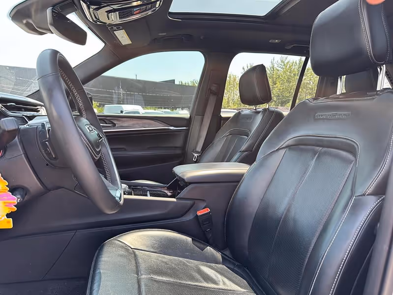 2023 Jeep Grand Cherokee Overland