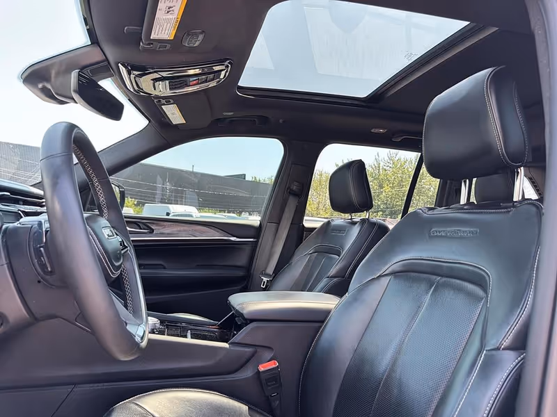 2023 Jeep Grand Cherokee Overland