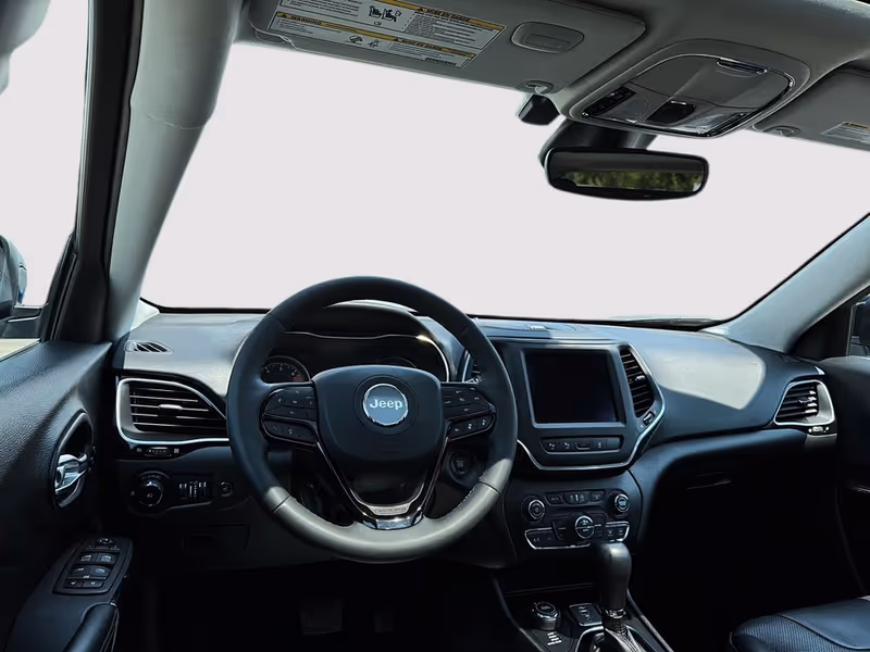 2023 Jeep Cherokee Altitude