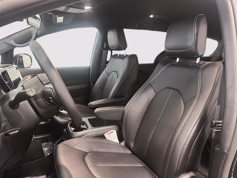 2026 Chrysler Grand Caravan SXT