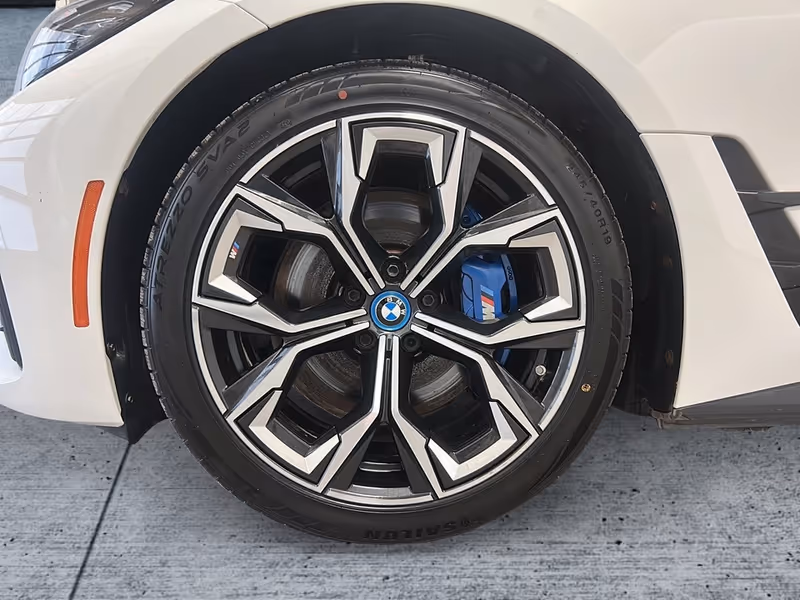 2024 BMW i4 eDrive40