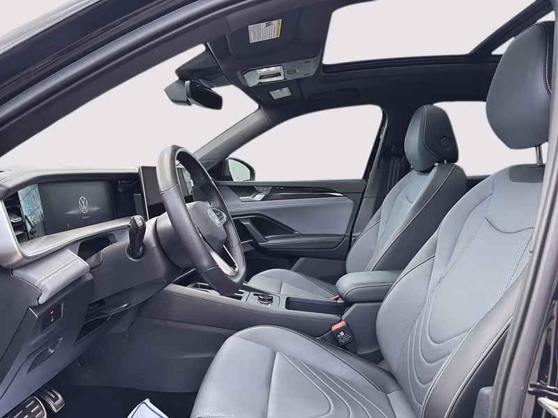 2026 Volkswagen Tiguan Comfortline R-Line Black Edition