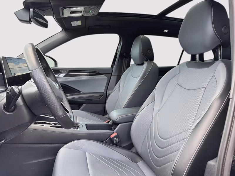 2026 Volkswagen Tiguan Comfortline R-Line Black Edition
