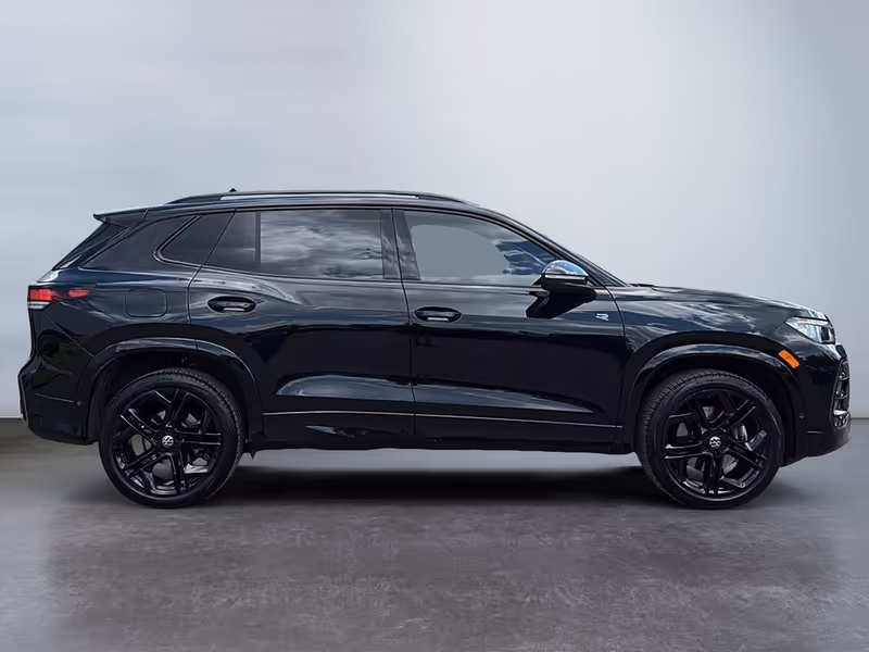 2026 Volkswagen Tiguan Comfortline R-Line Black Edition