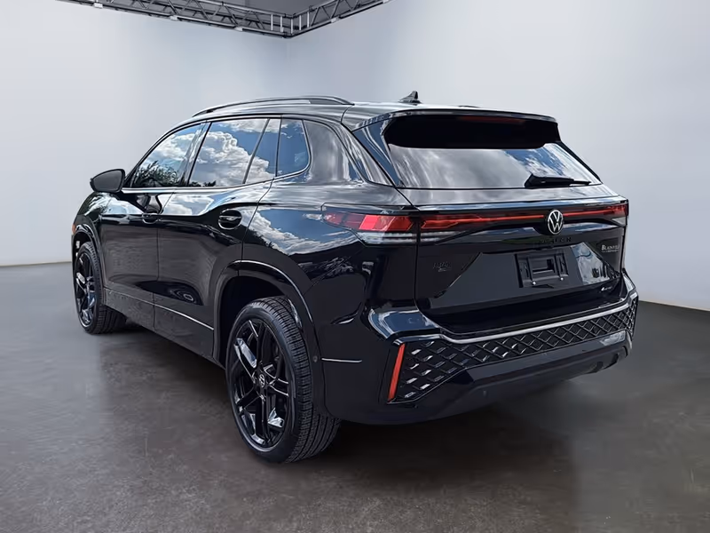 2026 Volkswagen Tiguan Comfortline R-Line Black Edition