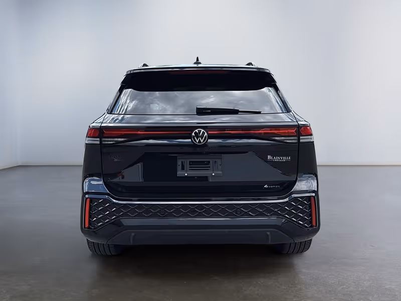 2026 Volkswagen Tiguan Comfortline R-Line Black Edition