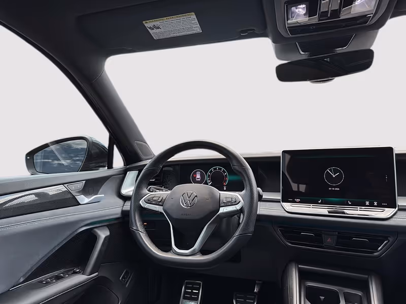2026 Volkswagen Tiguan Comfortline R-Line Black Edition