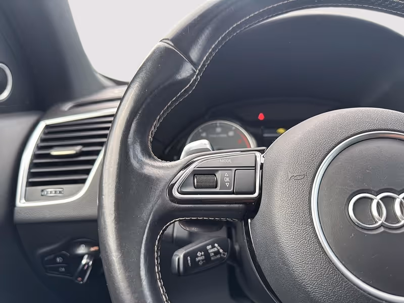 2015 Audi SQ5 3.0T Technik