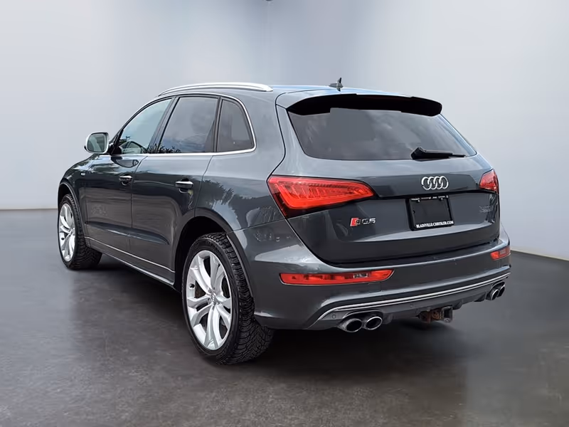 2015 Audi SQ5 3.0T Technik