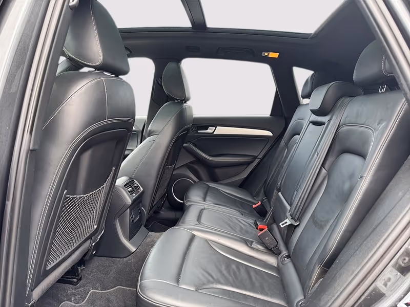 2015 Audi SQ5 3.0T Technik