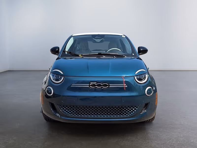 2026 FIAT 500e Icona
