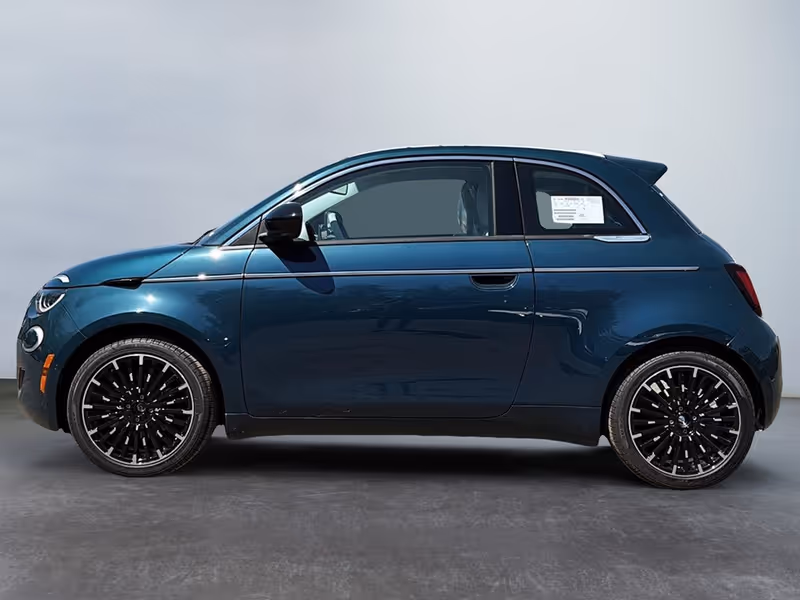 2026 FIAT 500e Icona