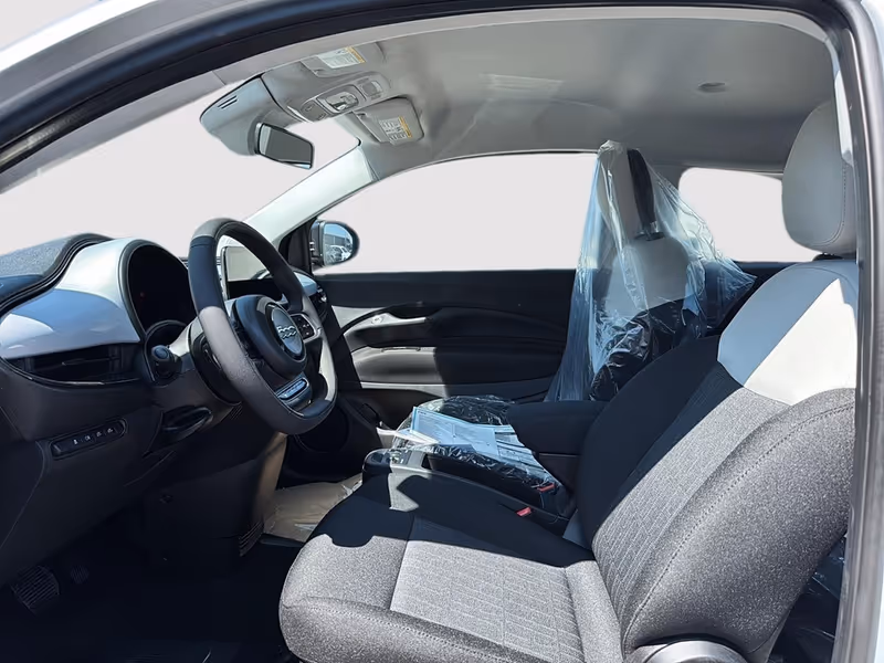 2026 FIAT 500e Pop