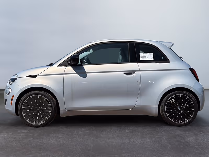 2026 FIAT 500e Pop