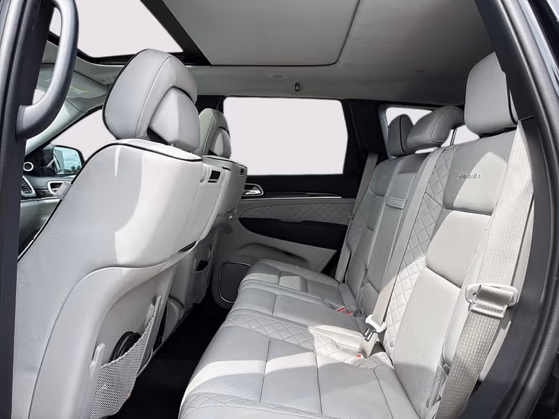 2021 Jeep Grand Cherokee Summit