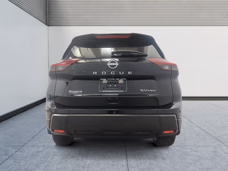 2024 Nissan Rogue SV Moonroof
