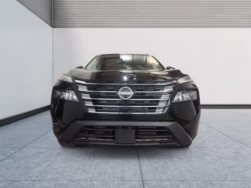 2024 Nissan Rogue SV Moonroof