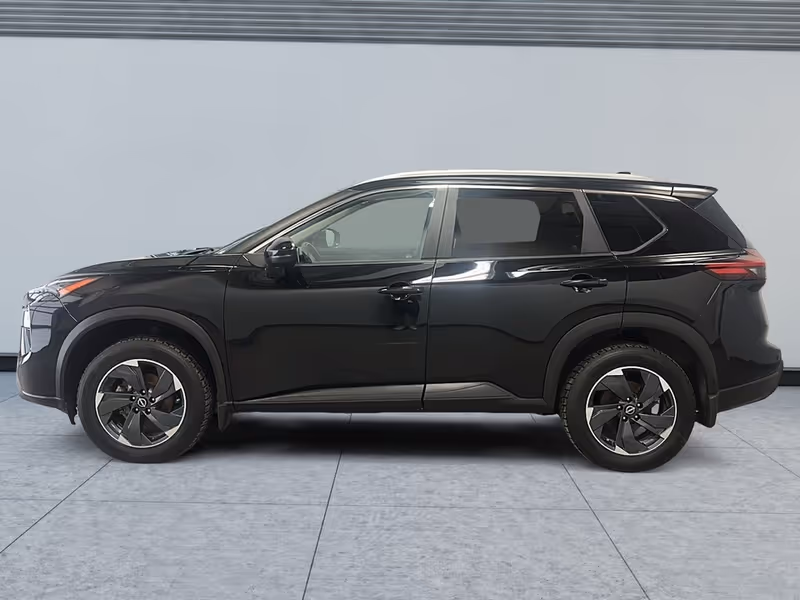 2024 Nissan Rogue SV Moonroof
