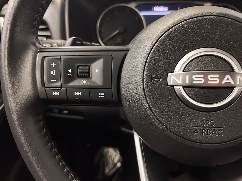 2024 Nissan Rogue SV Moonroof