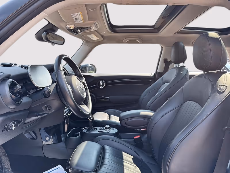 2022 MINI 3 Door Cooper SE