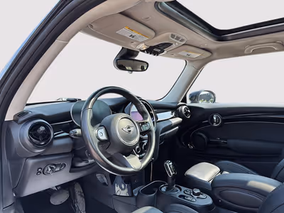2022 MINI 3 Door Cooper SE