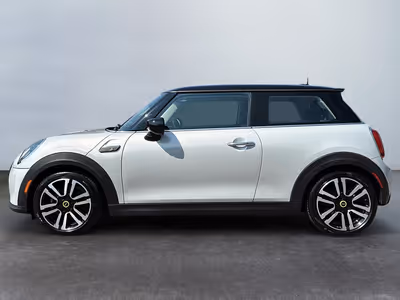 2022 MINI 3 Door Cooper SE