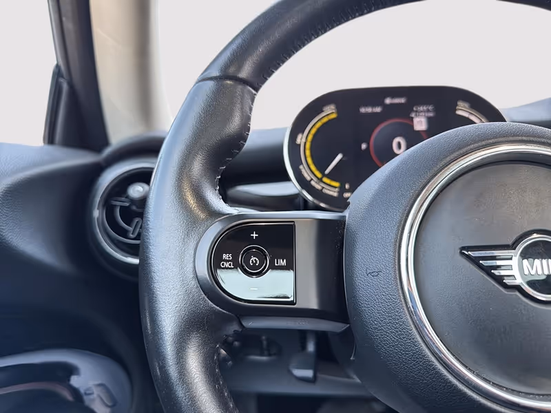 2022 MINI 3 Door Cooper SE