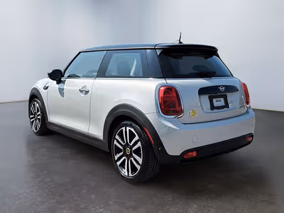 2022 MINI 3 Door Cooper SE