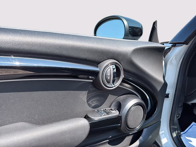 2022 MINI 3 Door Cooper SE