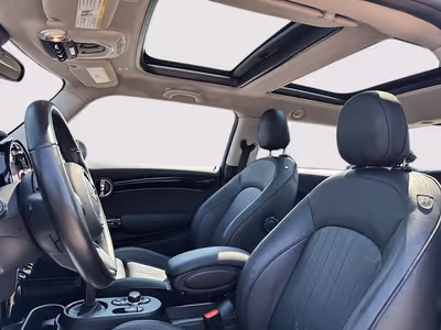 2022 MINI 3 Door Cooper SE