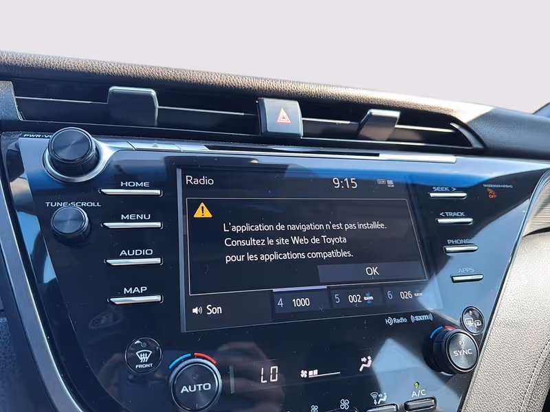 2020 Toyota Camry Hybrid XLE