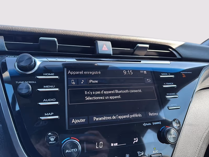 2020 Toyota Camry Hybrid XLE