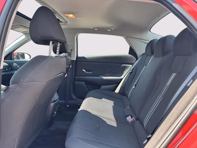 2025 Hyundai Elantra Preferred