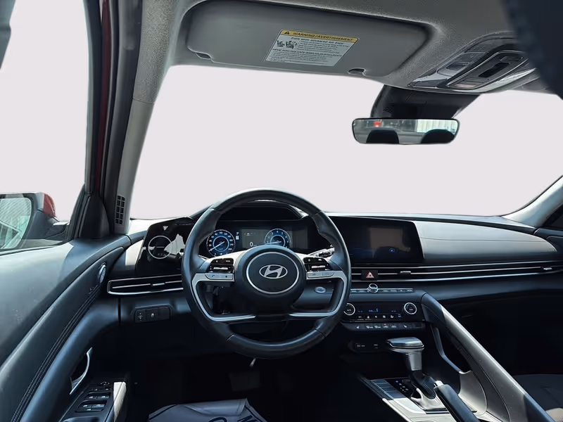 2025 Hyundai Elantra Preferred