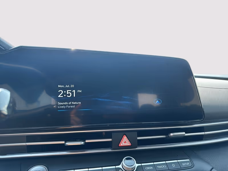 2025 Hyundai Elantra Preferred