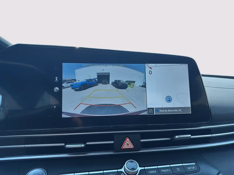 2025 Hyundai Elantra Preferred