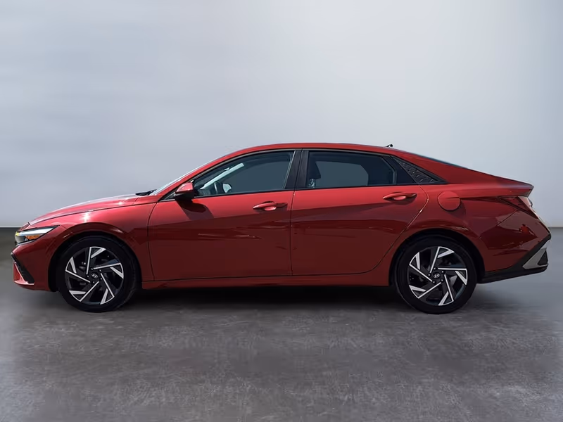 2025 Hyundai Elantra Preferred