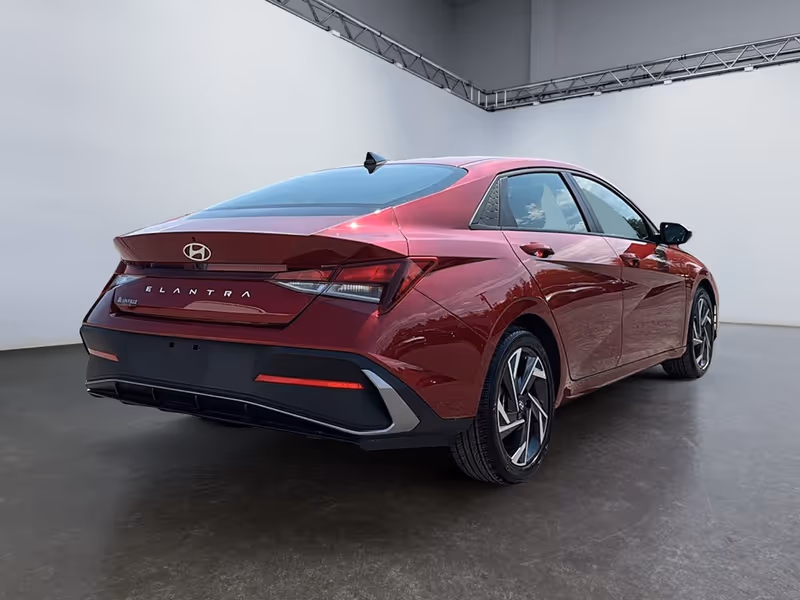2025 Hyundai Elantra Preferred